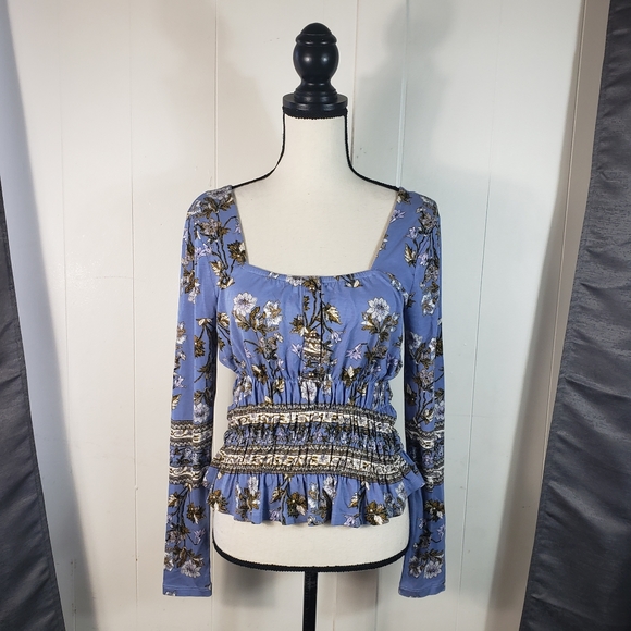 Lascana Tops - LASCANA Blue Floral Bohemian Smocked Pesant Knit Top Size 4/6 Small